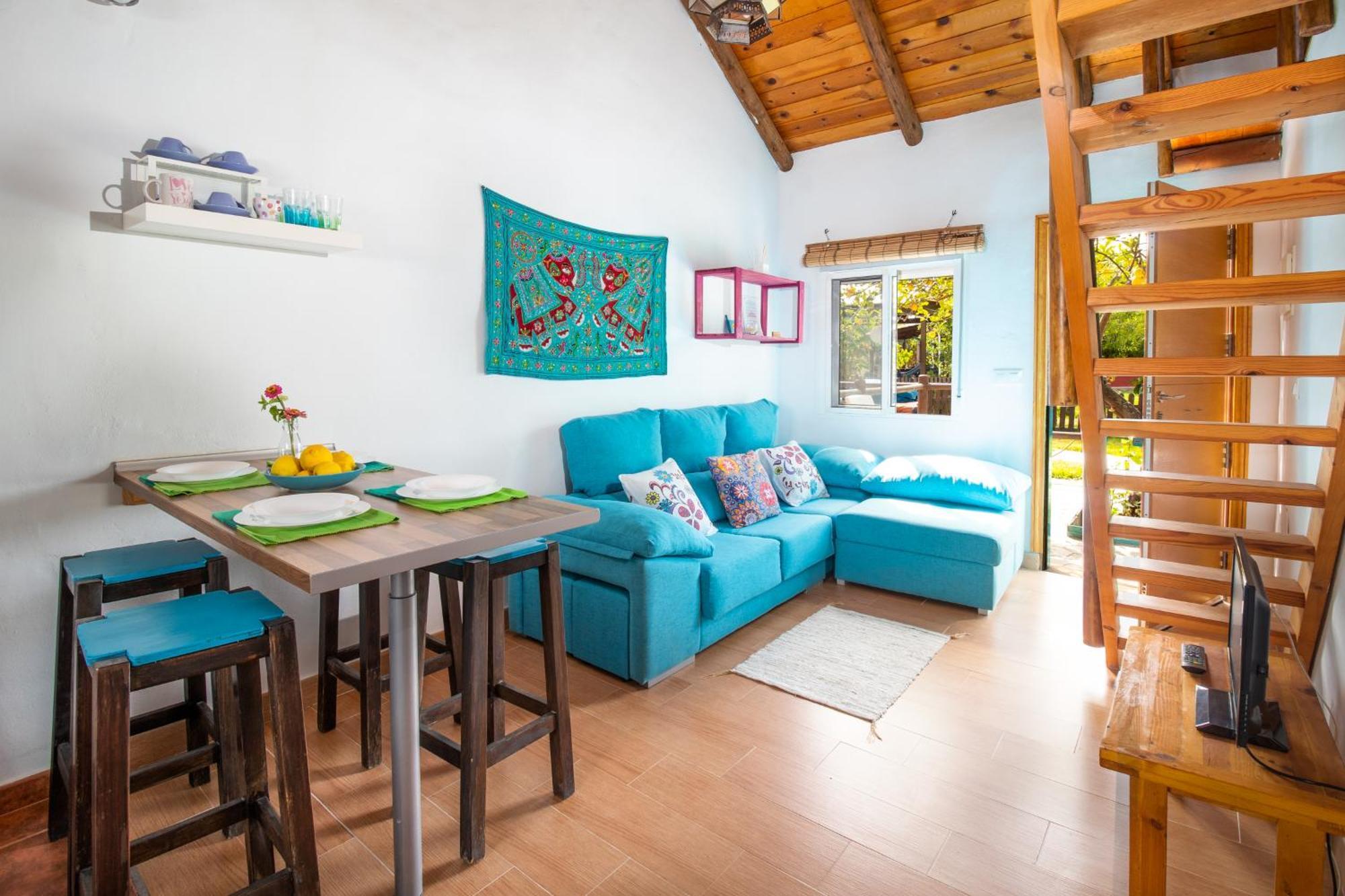 Karma House Guest House Касарес Екстериор снимка