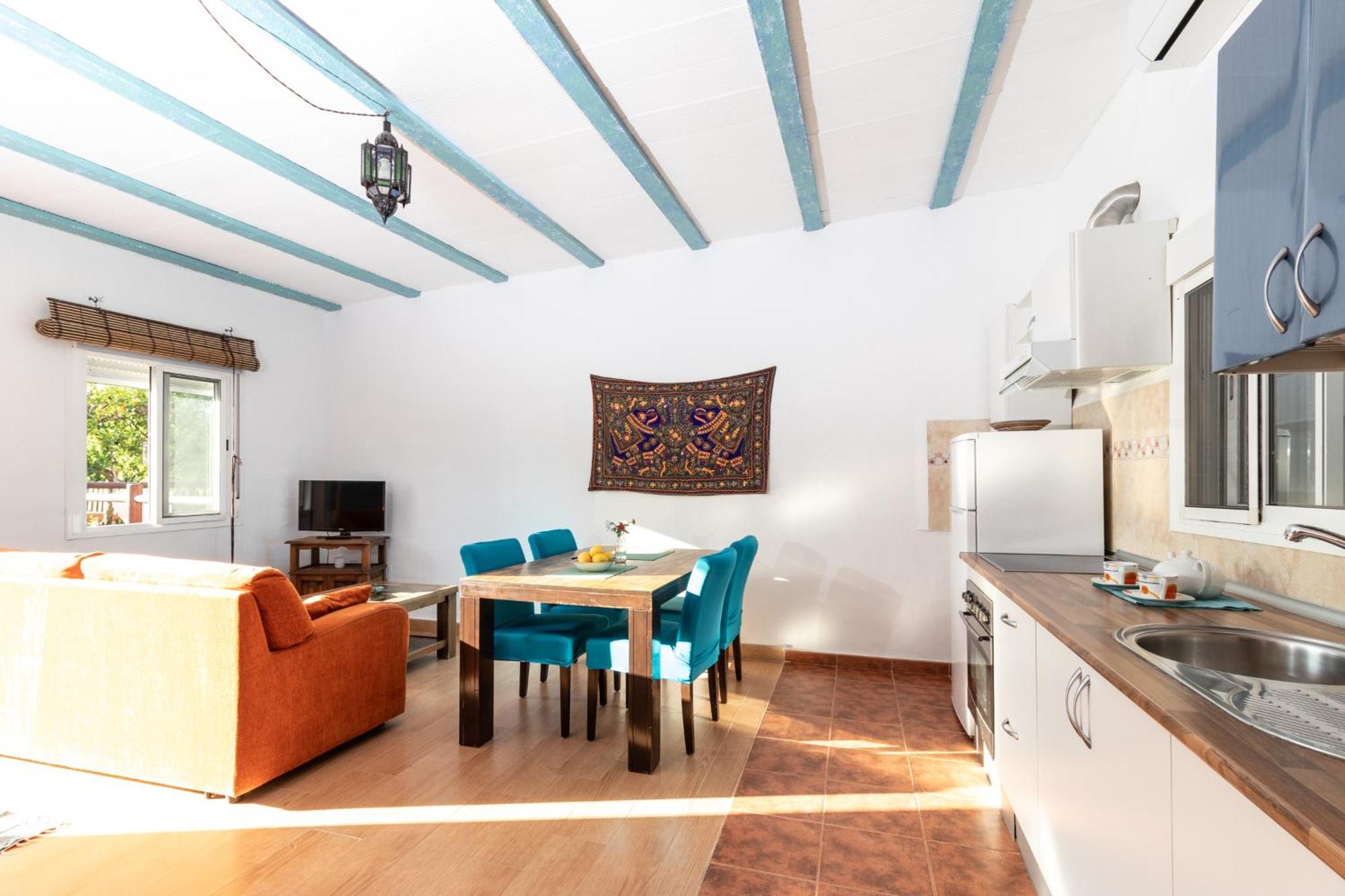 Karma House Guest House Касарес Екстериор снимка